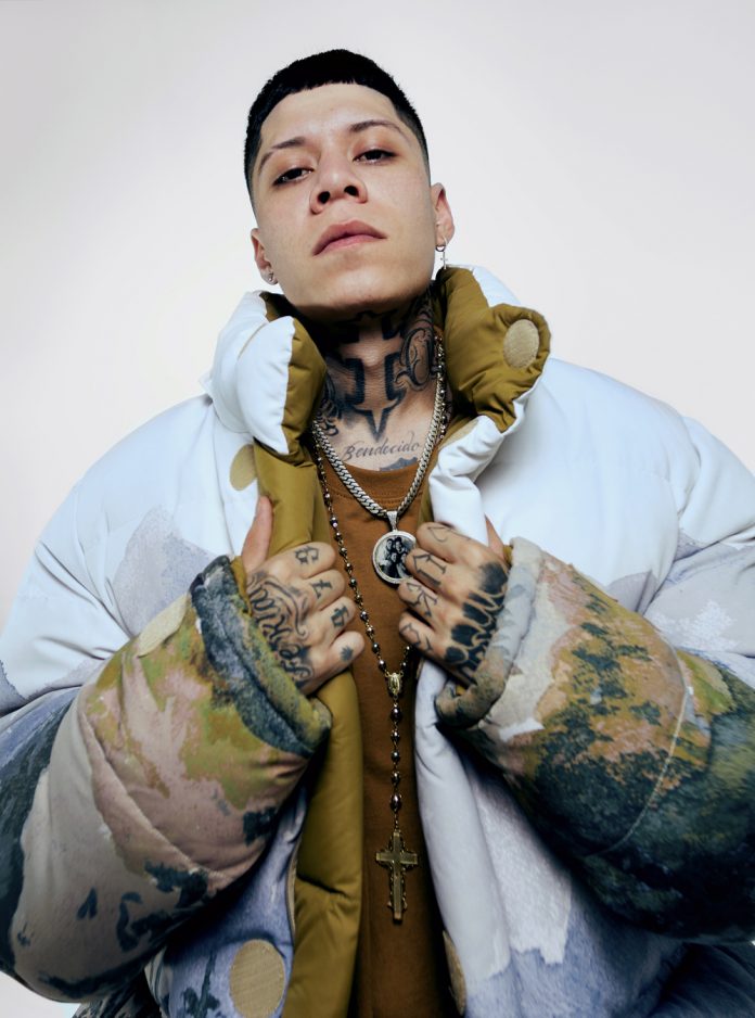 "Santa Fe Klan no soy solo yo, somos todos", agradece el artista a su equipo y sus fans