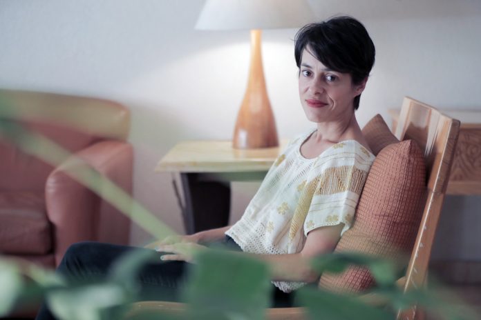 La española Estibaliz Urresola critica el adultocentrismo ante las infancias trans