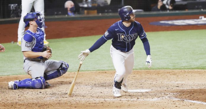 Los jonrones de Sirí y Lowe aseguran el triunfo de Rays sobre Cachorros
