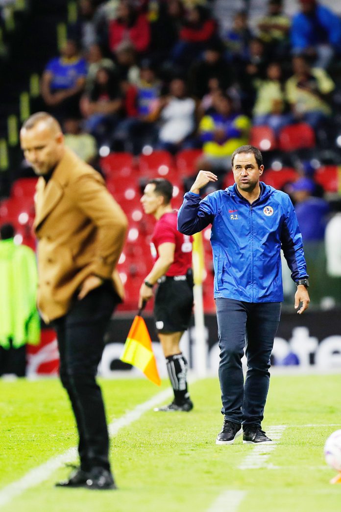 Un gol del colombiano Quiñones decide triunfo del América sobre Necaxa