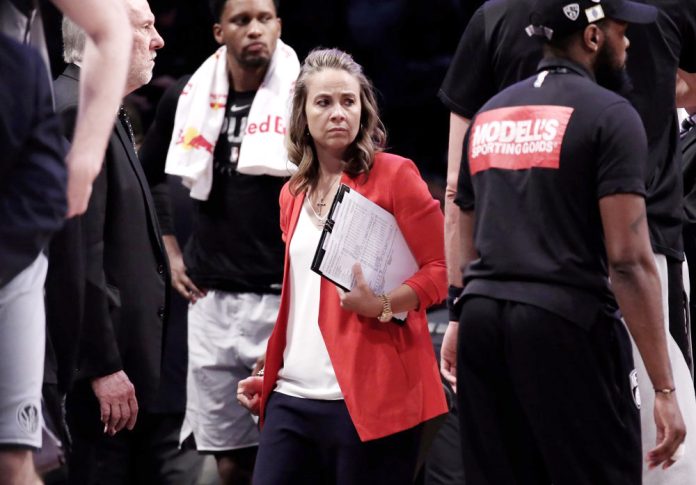 Las Aces acaban como mejor equipo de la WNBA y se citan con las Sky en los 'playoffs'
