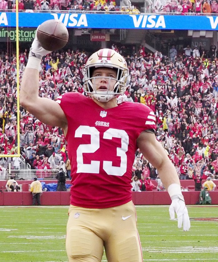 35-16. McCaffrey rompe récord de Jerry Rice en triunfo de los 49ers sobre Cardinals