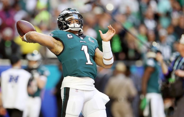 37-34. Los Eagles superan en tiempo extra a los Raiders en la semana 12 de la NFL