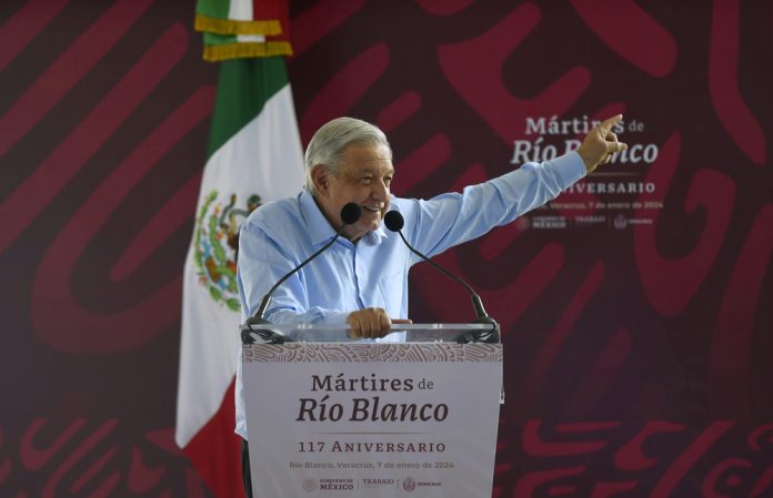 López Obrador alista reformas sobre salario mínimo y pensiones antes de cerrar su Gobierno