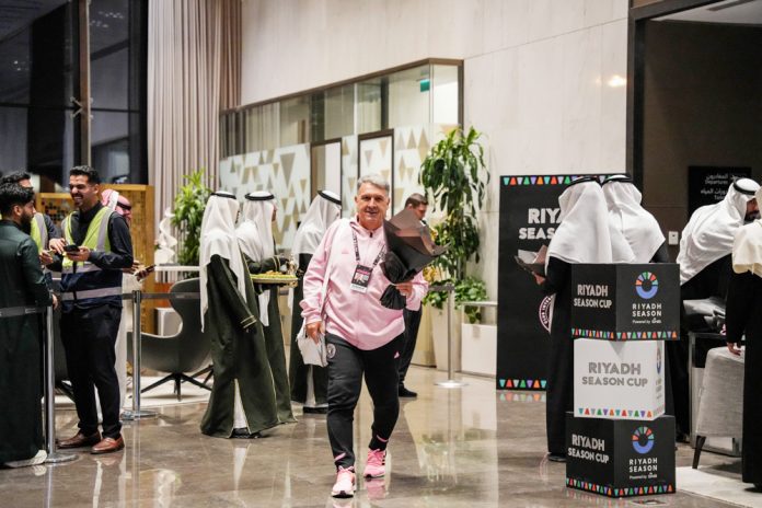 El Inter Miami, con Messi al frente, llega a Riad para amistosos con Al Hilal y Al Nassr