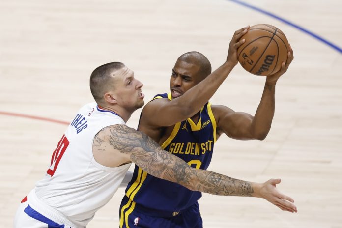 Chris Paul se perderá al menos cuatro semanas por una fractura en la mano izquierda