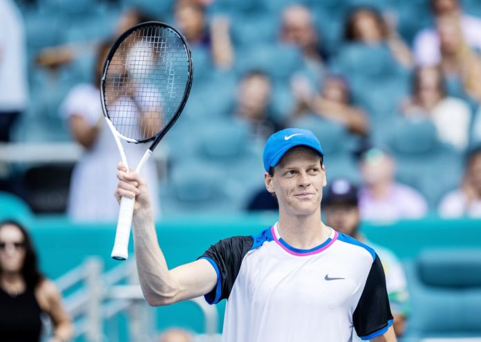Sinner pone la directa a semifinales en el Masters 1000 de Miami