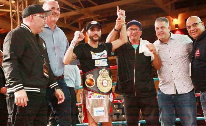 El púgil puertorriqueño 'Bimbito' Méndez asegura su primer puesto de la AMB