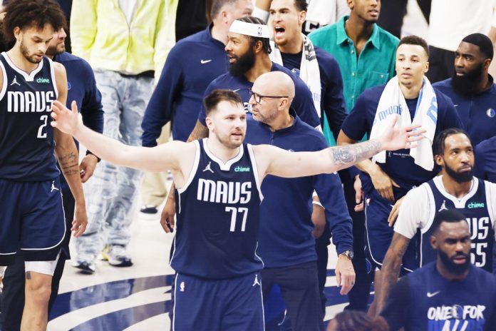 Oklahoma City Thunder at Dallas Mavericks