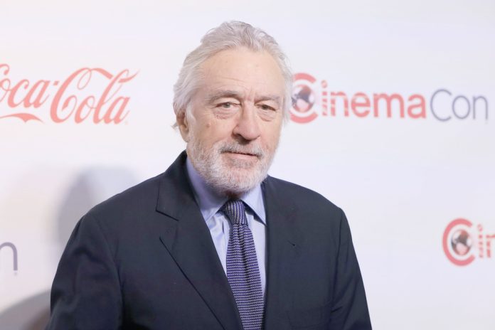 Robert De Niro dice que Trump "quiere destruir el país y, con tiempo, el mundo"
