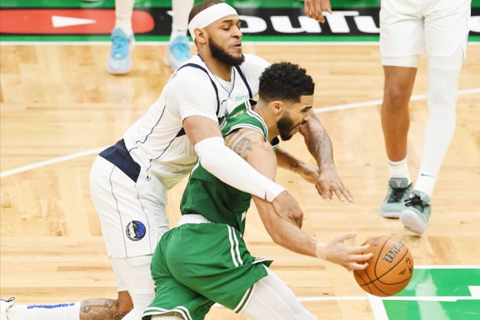106-88. Los Celtics derrotan a los Mavericks y conquistan su anillo 18 de la NBA