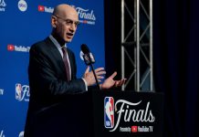 El comisionado de la NBA dice que el arresto de dos figuras de la liga es inquietante