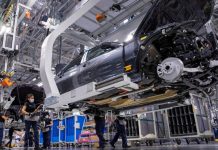 México buscará ajuste a aranceles de vehículos pesados fabricados con autopartes de EE.UU.