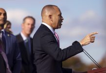 Demócratas de la cámara baja de EEUU presentarán iniciativa para extender 3 años Obamacare